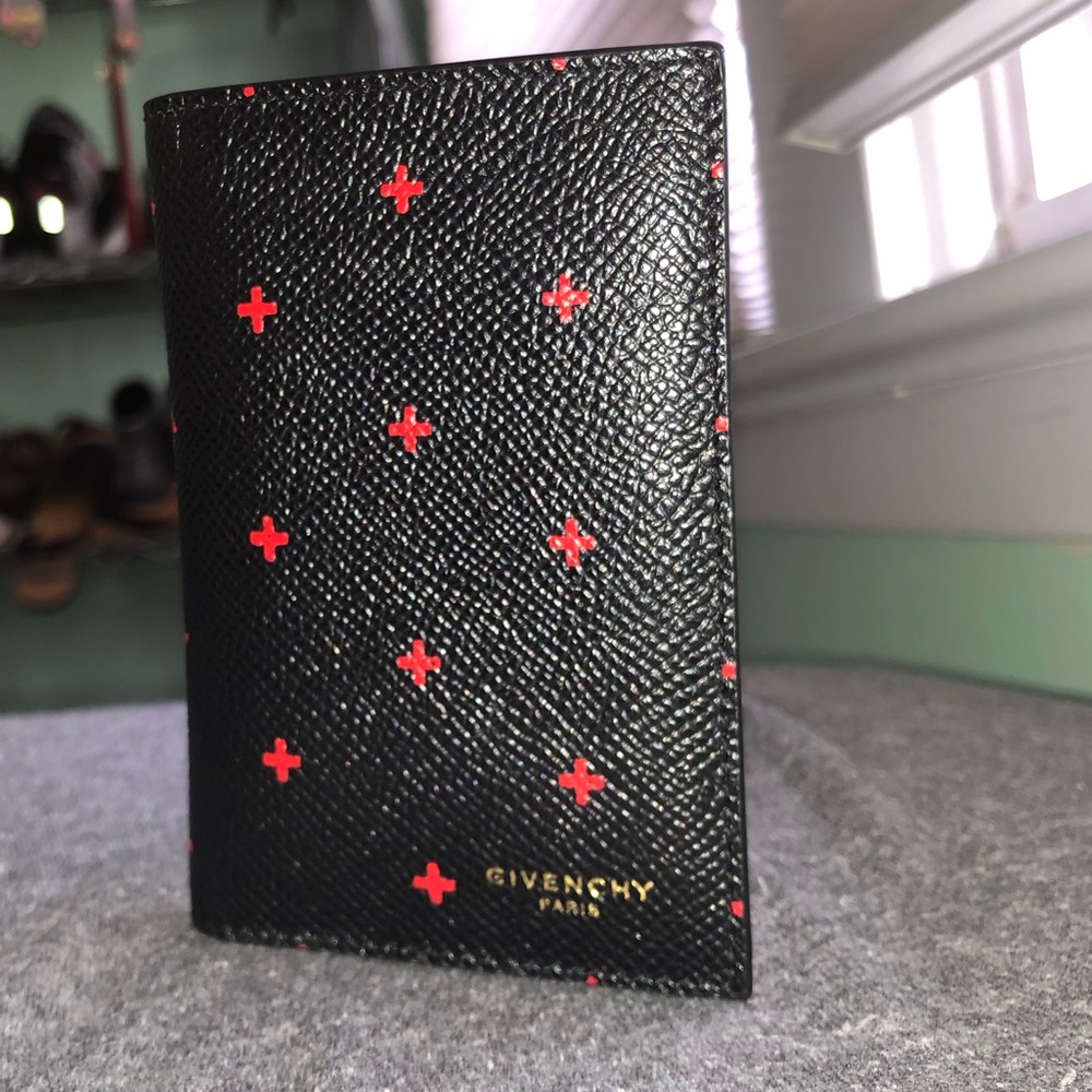 Givenchy cross pattern leather cardholder